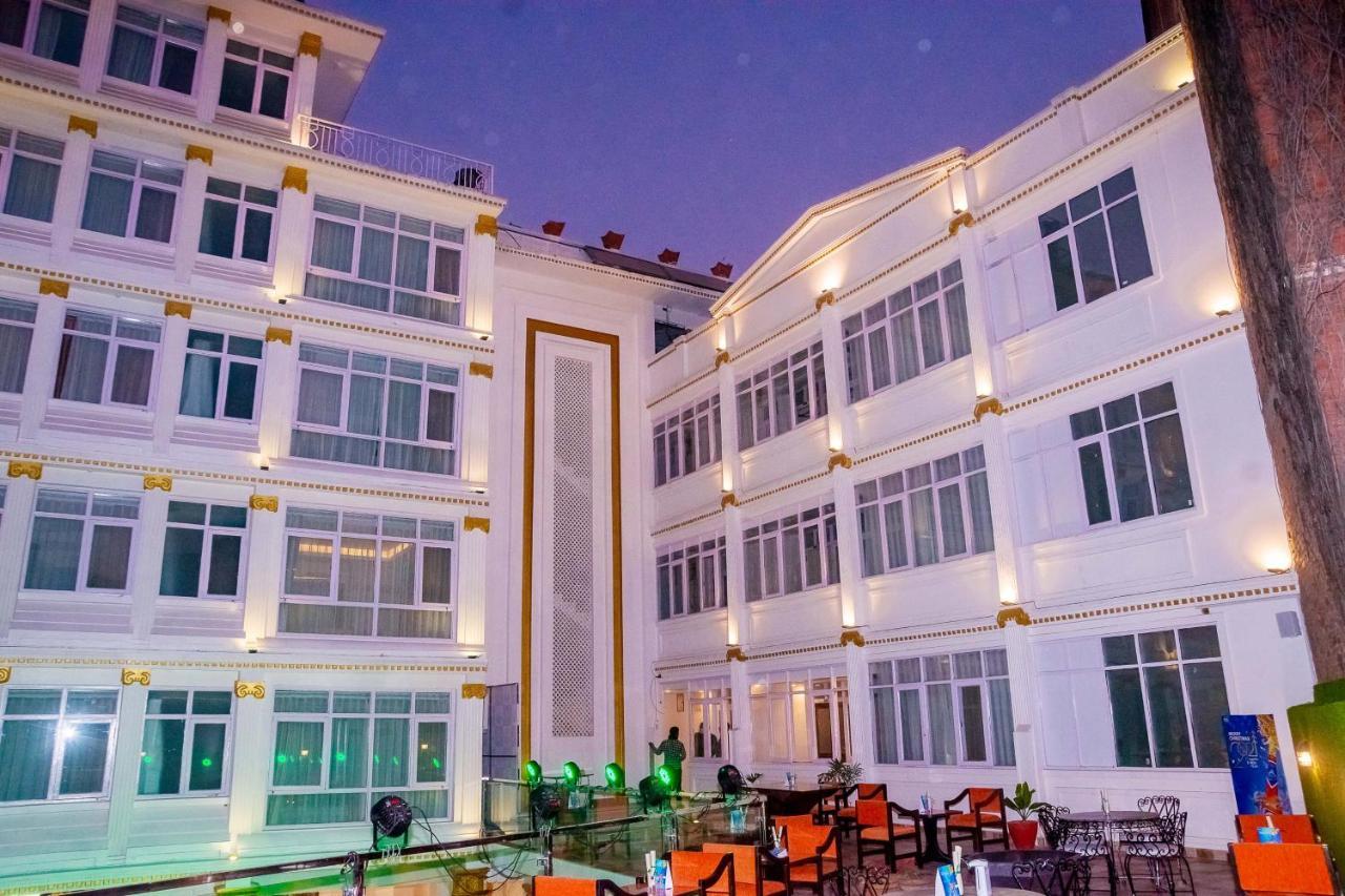 Durbar Hotel & Residence Katmandu Zewnętrze zdjęcie