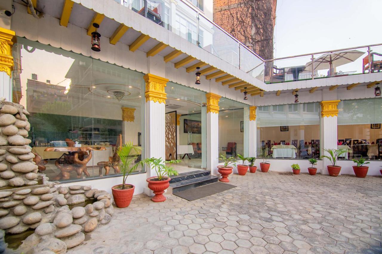 Durbar Hotel & Residence Katmandu Zewnętrze zdjęcie