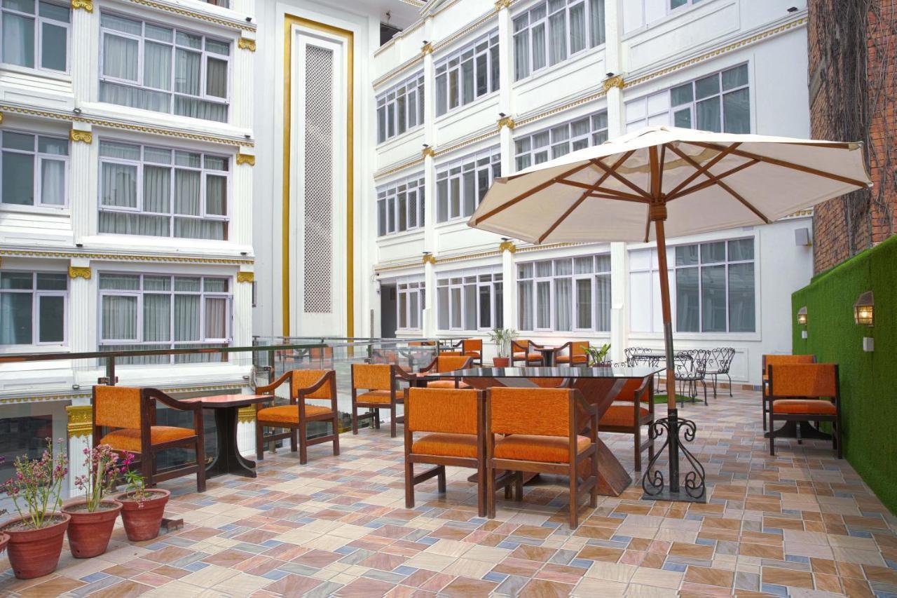 Durbar Hotel & Residence Katmandu Zewnętrze zdjęcie