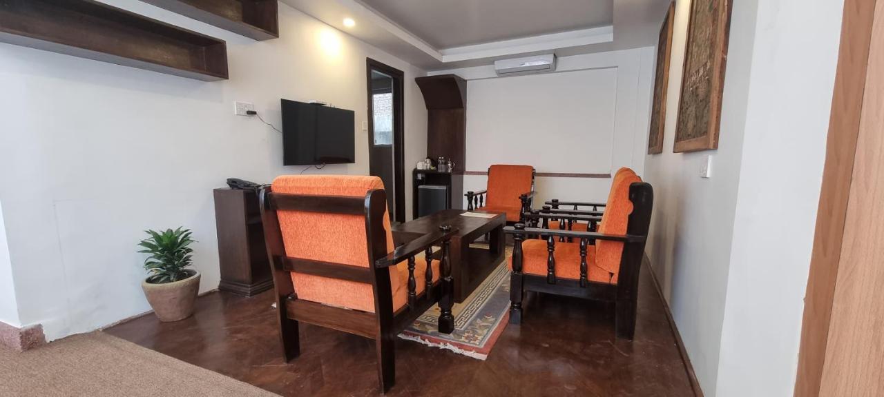 Durbar Hotel & Residence Katmandu Zewnętrze zdjęcie