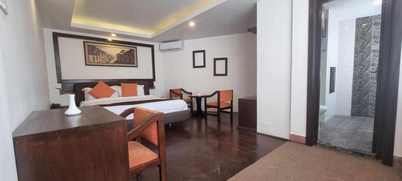 Durbar Hotel & Residence Katmandu Zewnętrze zdjęcie